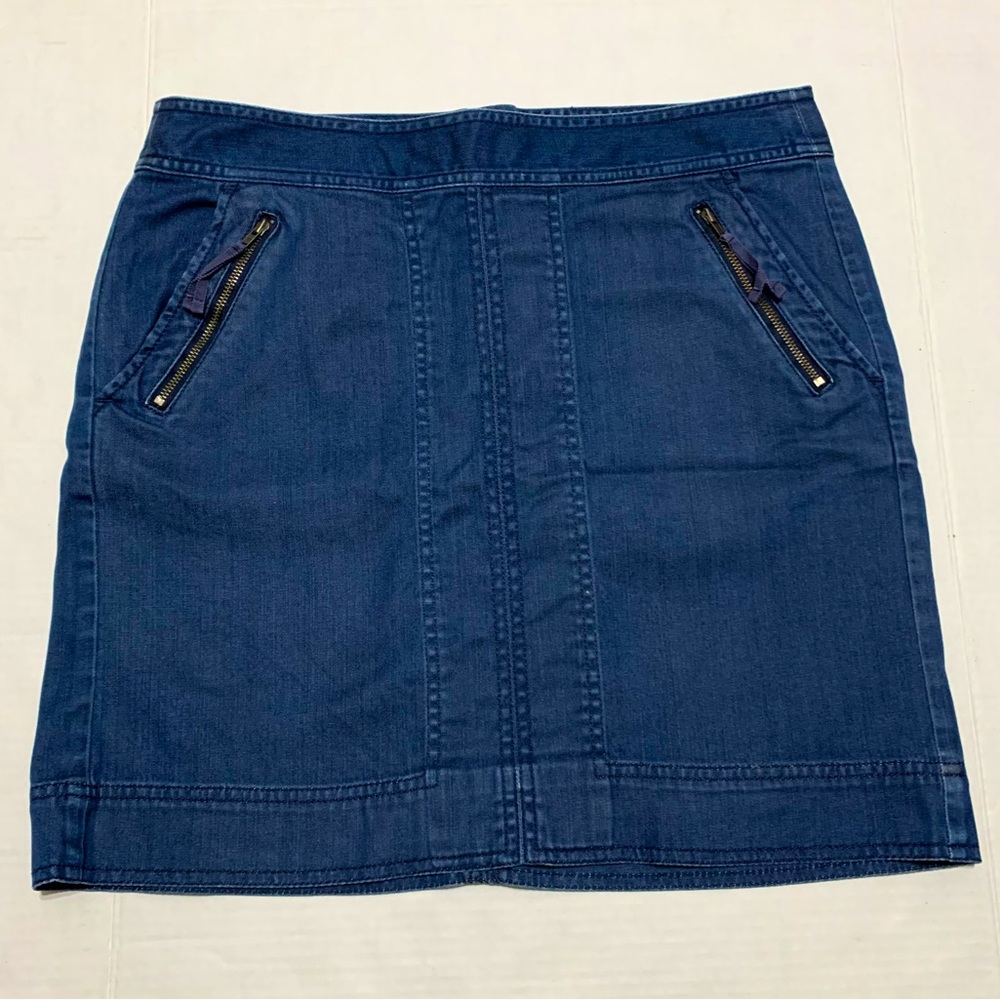 🛍️ LOFT Short Denim Skirt Front Slant Pockets w. Zipper Detail - Size 6